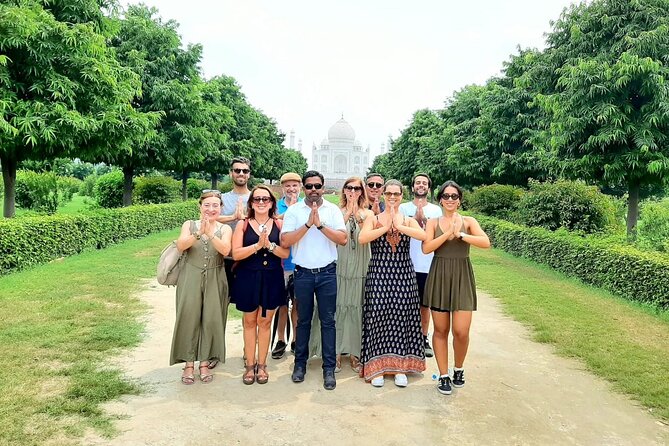 All Inclusive Taj Mahal, Fort & Baby Taj Tour from Delhi by Car - Agra Fort and the Mughal court
