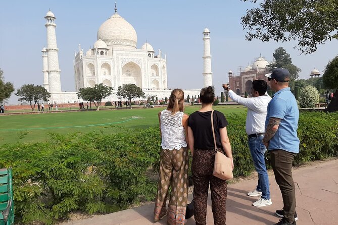 All Inclusive Taj Mahal, Fort & Baby Taj Tour from Delhi by Car - Entering the Taj Mahal