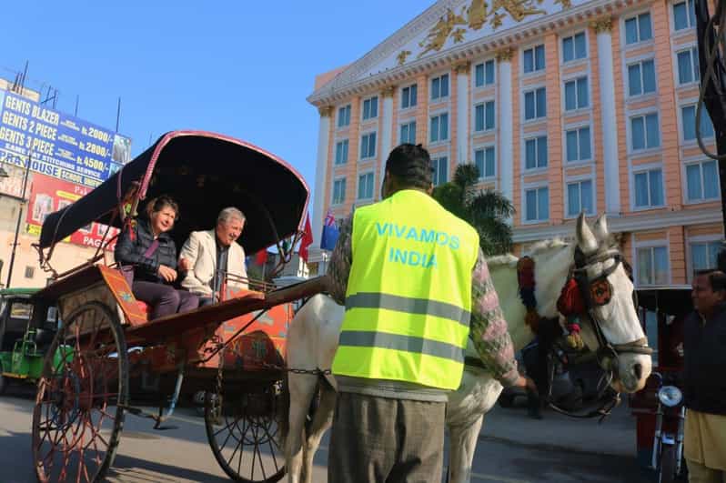Amritsar: Golden Temple, Jallianwala Bagh, Wagah Border Tour - What to bring and what to expect