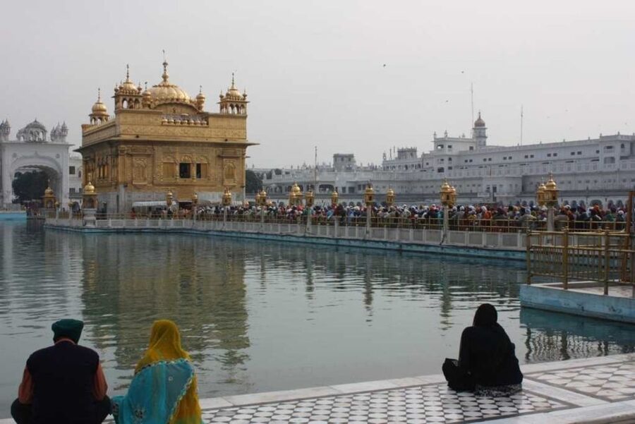 Amritsar: Small Group Sightseeing Tour with Wagah Border - Four Details That Shape the Day