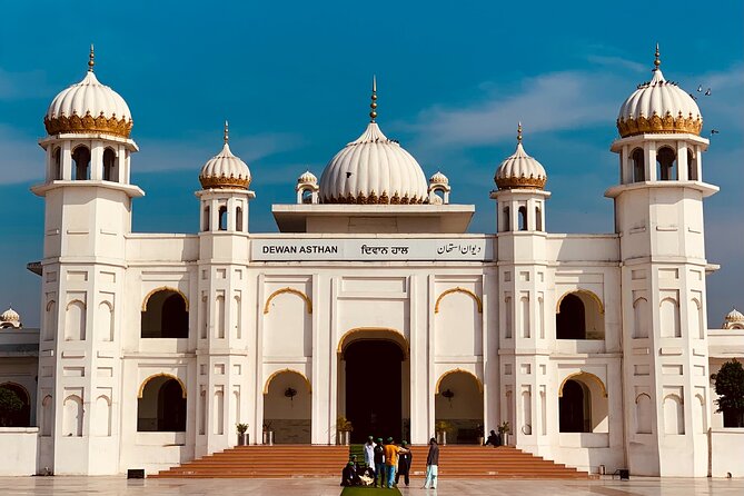 Amritsar Tour with A SIKH (Full Day All Inclusive) - Why a Sikh guide matters at the Golden Temple