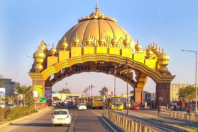Amritsar Tour with A SIKH (Full Day All Inclusive) - Jallianwala Bagh: a necessary and difficult hour