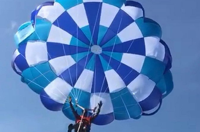 Andaman FlyAir Parasailing - What the one-hour timing really means