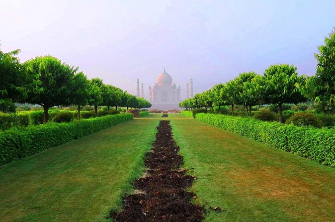 Approved Tour Guide in Agra full-day - Lunch and the practical pause in the day