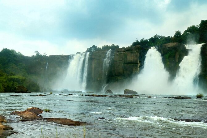 Athirappilly & Vazhachal Waterfalls Private Day Tour from Kochi - Three hours at Athirappilly Falls