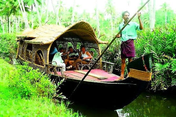 Backwater Tour from Cochin - Lunch at the village house