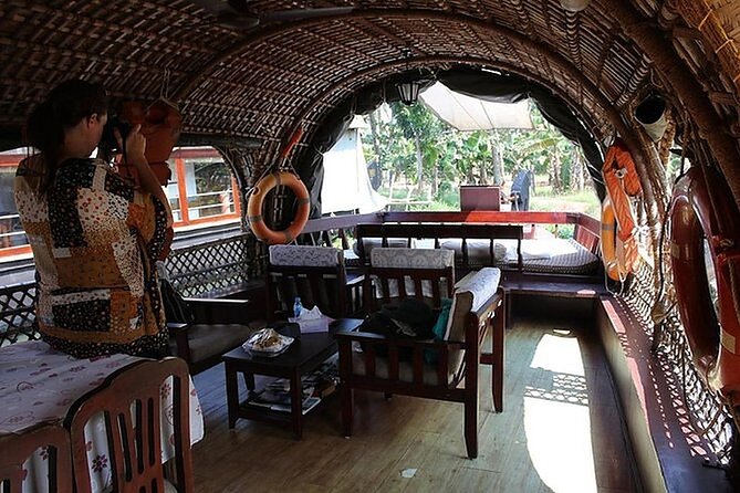 Backwaters Houseboat Cruise in Aleppey with Lunch from Cochin - Private Tour - Boarding a private houseboat in Alappuzha