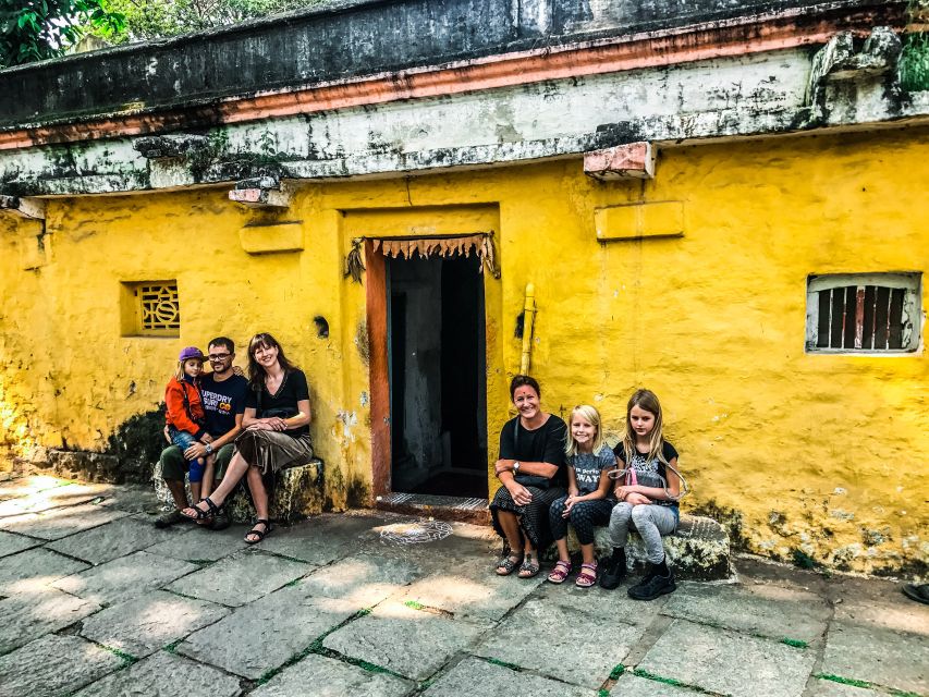 Bangalore: Basavanagudi Walking Tour with Bull Temple - Century-old homes in old Basavanagudi