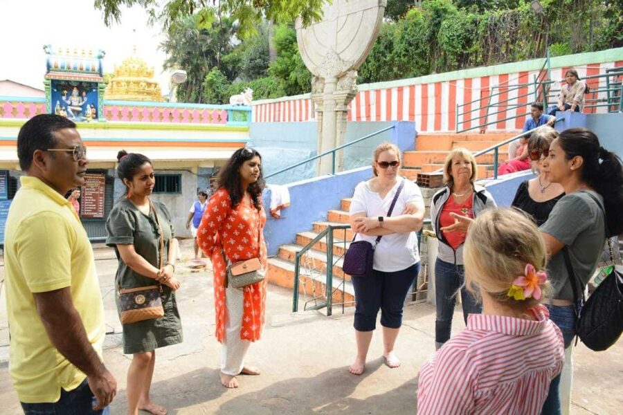 Bangalore: Basavanagudi Walking Tour with Bull Temple - Vidyarthi Bhavan: a tasty start