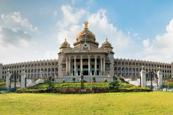 Bangalore Heritage and Cultural Walking Tour - Starting at Vittal Mallya Road
