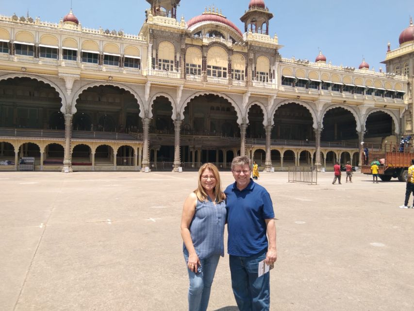 Bangalore: Mysore Tour with Lunch and Guide - Lunch at a local restaurant