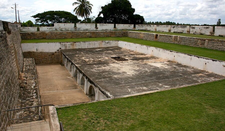 Bangalore: Mysore Tour with Lunch and Guide - Srirangapatna and Tipu Sultan’s summer palace
