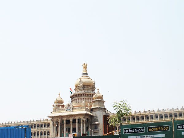 Bangalore: Private Full-Day City Tour w/ Lunch - Local lunch: convenient, fixed, and not a culinary centerpiece