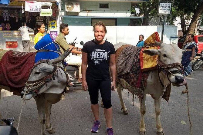Bangalore Running Tour with Breakfast - The cave temple and Bangalore’s ancient rock