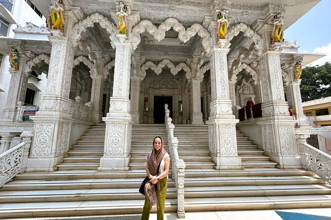 Bangalore: Walk In the Footsteps of Maharajas & Sultans - KR Market is the tour’s most immediate experience