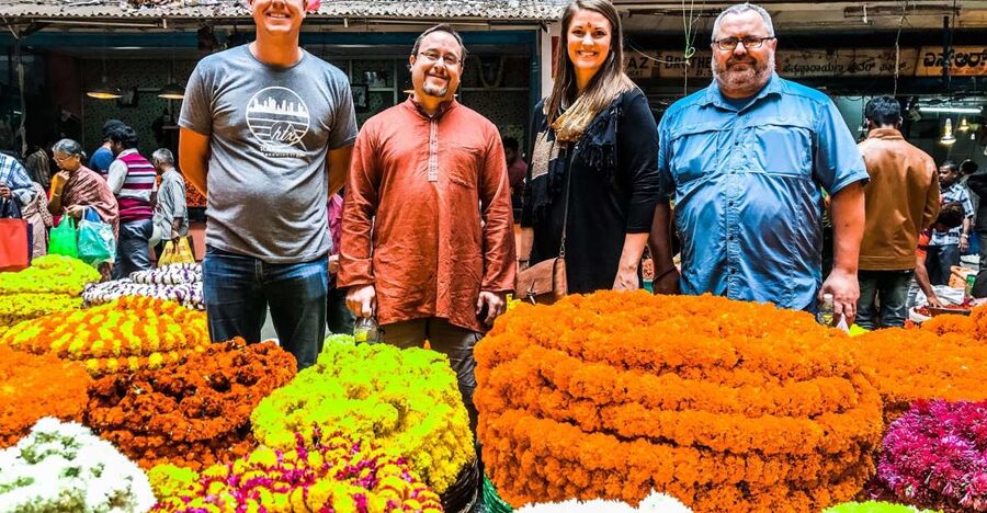 Bangalore: Walking Tour of Fort, Palaces, and Market - Breakfast with dosa, coffee, and local flavours