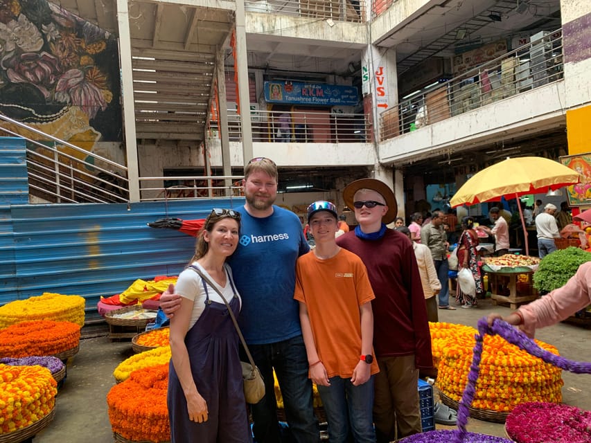 Best of Bangalore in a Tuk Tuk - Private Tour for 3 Hours - The guides and the private format