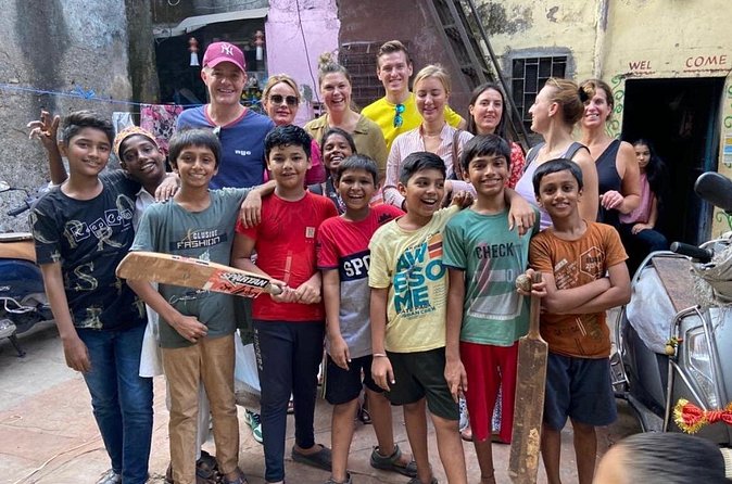 Best of Dharavi Slum with Market Tour - Meeting Mahim Through Its People and Markets