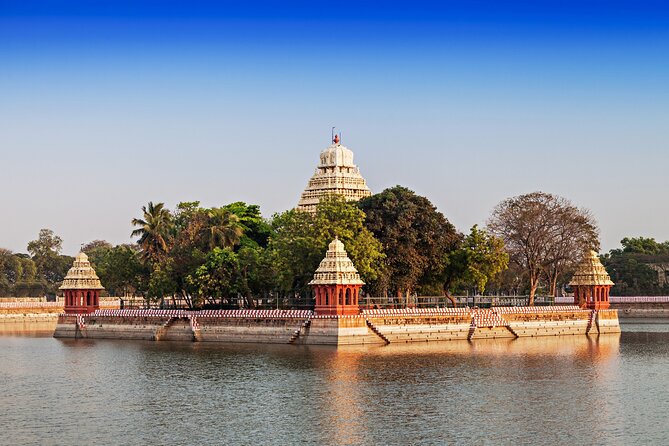 Best of Madurai (Guided Halfday Sightseeing Tour by Car) - Thirumalai Nayakar Mahal shows another side of Madurai