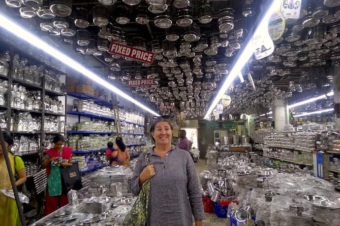 Big Fat Indian Wedding, shopping & bazaar walking tour in Chennai - Pondy Bazaar: From Household Goods to Wedding Plans