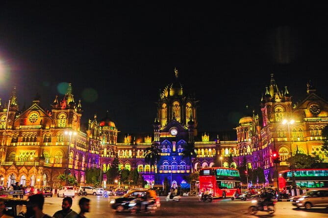 Bollywood Sightseeing and Celebrity Homes Tour by Private Car - Dance, karaoke, and the fun finish