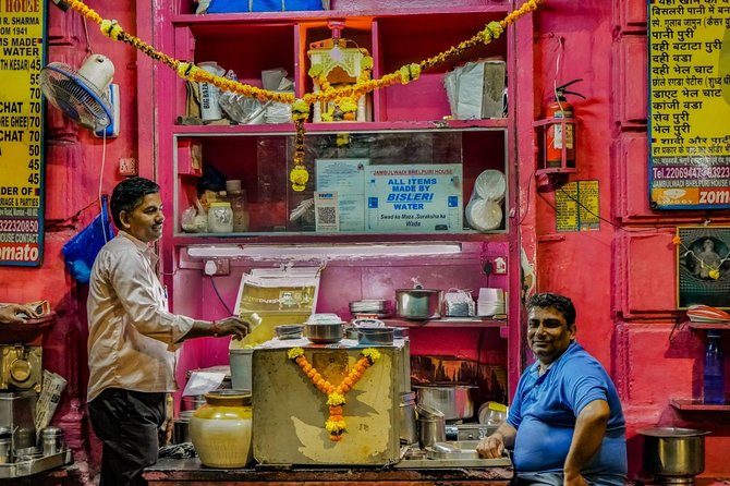 Bombay Express Mumbai Food Tour with 15+ Tastings - Mangaldas Market and the final wave of food
