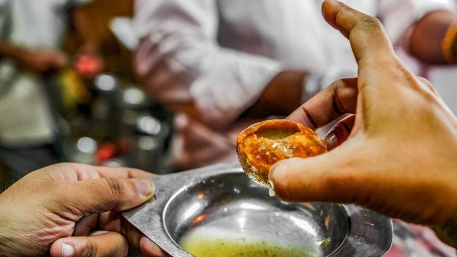 Bombay Express Mumbai Food Tour with 15+ Tastings - Zaveri Bazaar, Mangaldas, and the final 45 minutes