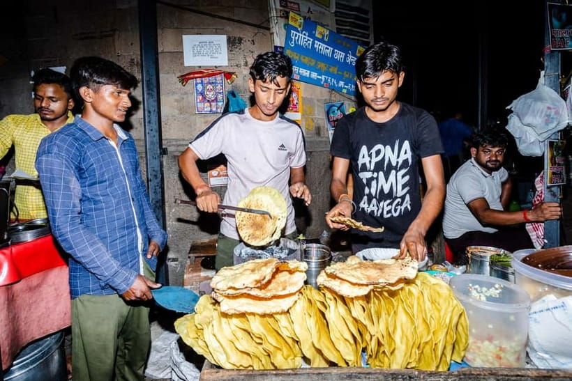Bombay Express Mumbai Food Tour with 15+ Tastings - Should you book the Bombay Express?