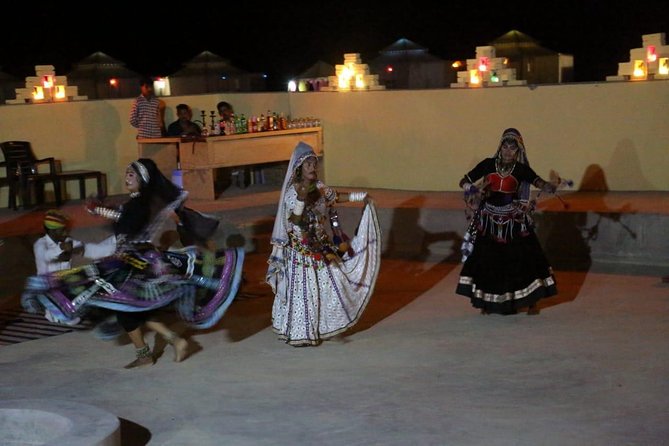 Camel Safari - A campfire dinner with Rajasthani food