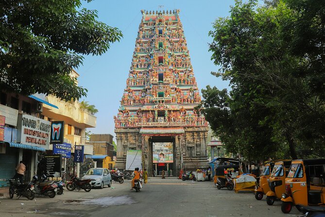 Chennai Heritage & Cultural Walk (2 Hours Guided Walking Tour) - Walking through Mylapore’s old streets