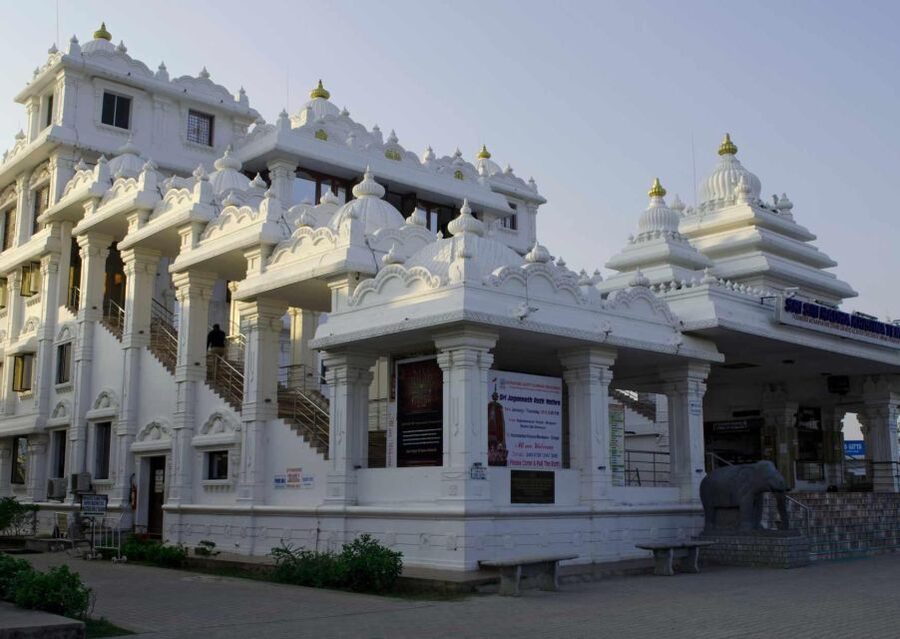 Chennai Walk of Divinity (2 Hours Guided Walking Tour) - What this Chennai walk is really trying to do