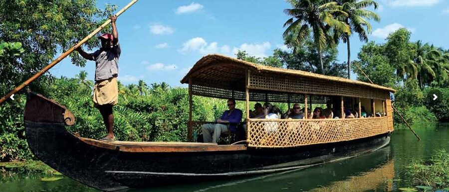 Cochin: Backwater Village Eco Boat Cruise with Lunch - Seeing coir rope and palm-leaf craft