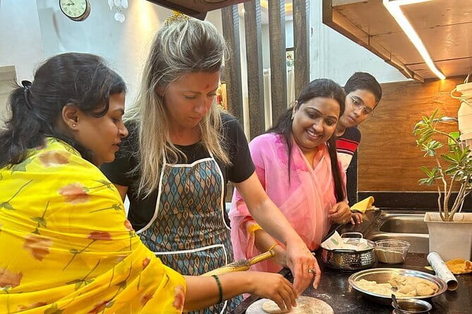 Cooking Class with Indian Family in Jaipur (Pickup & Drop Free) - Key points at a glance