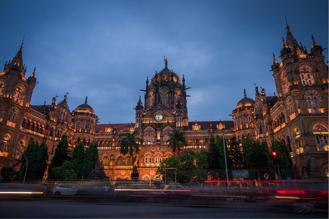 Cultural & Heritage Trails of Old Town Mumbai Guided Walking Tour - Finishing at the Queen’s Necklace