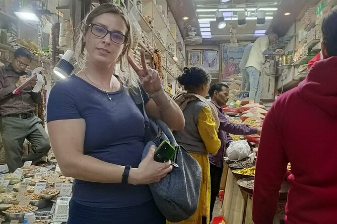 Customized Half Day or Full Day Delhi Shopping Tour with Female Consultant - Custom clothing in four to six hours