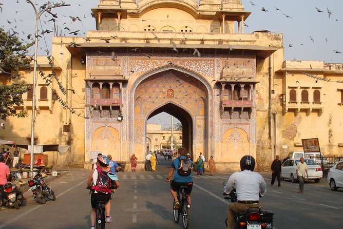 Cyclin'Jaipur - Explore the city on a cycle! - What makes this Jaipur bike tour worth considering