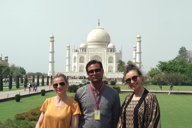Day Tour Taj Mahal & Agra Fort by Private Car From Delhi - Key points to know before booking