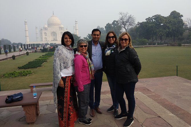 Day Tour Taj Mahal & Agra Fort by Private Car From Delhi - Who will enjoy this private day tour?