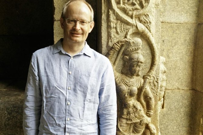 Day trip from Bangalore to Lepakshi for Temple architecture & paintings - Lunch, pacing, and what the day feels like