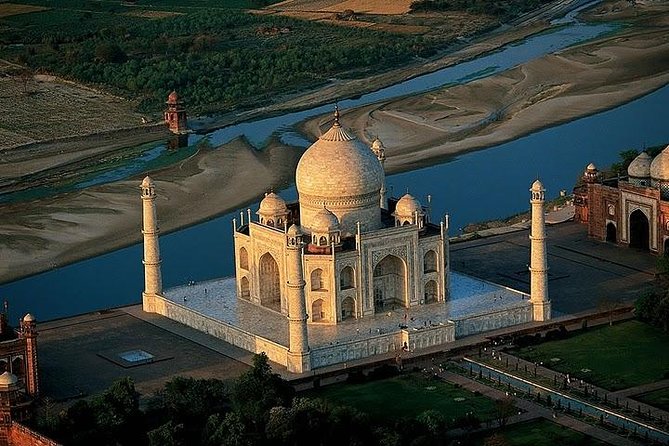 Day Trip to The Taj Mahal and Agra from Jaipur - Lunch and the all-inclusive choice
