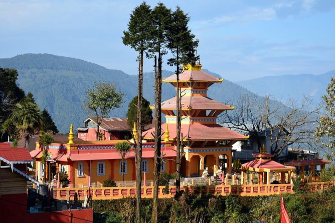 Day_Trippers (Darjeeling Full Day Tour). - Tibetan Craft and Himalayan Mountaineering