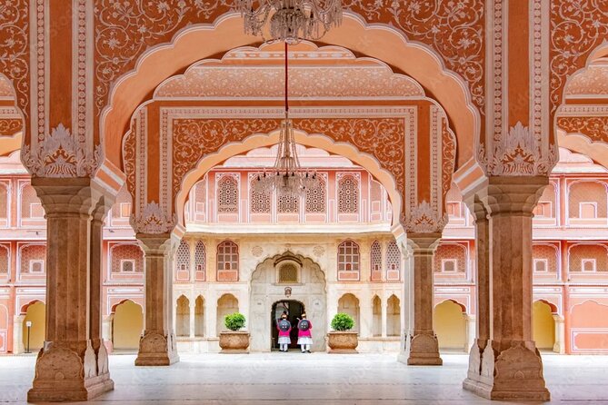 Delhi, Agra, Jaipur & Ranthambhore Tiger Safari 5-Day Tour - Day 5: Amber Fort, palace views, and Jaipur’s old city