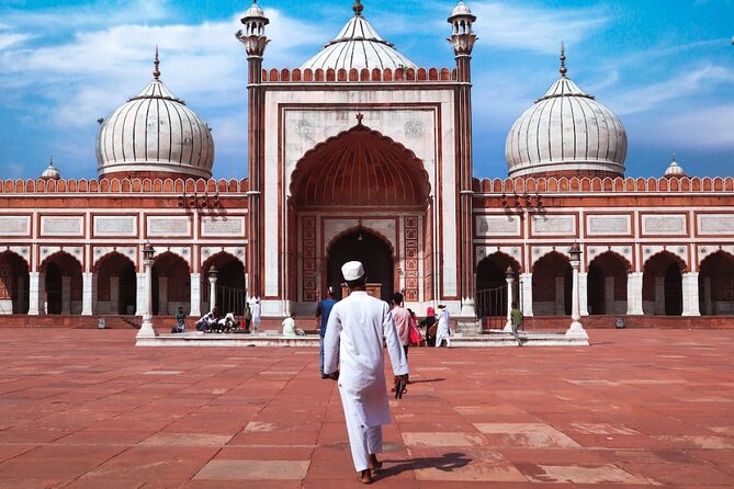 Delhi: Customized Full Day Tour of Old and New Delhi - Jama Masjid and the feeling of Old Delhi
