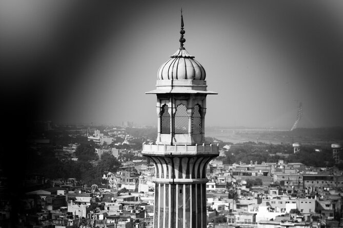Delhi: Customized Full Day Tour of Old and New Delhi - Lodhi Garden and a heritage-focused pause