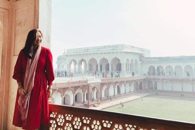 Delhi : Sunrise Taj Mahal & Elephant conservation - All Inclusive - Agra Fort and the Mughal court