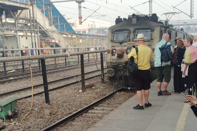 Delhi to Agra: Delhi to Taj Maha tour by Superfast Train Tour - Three Hours at the Taj Mahal