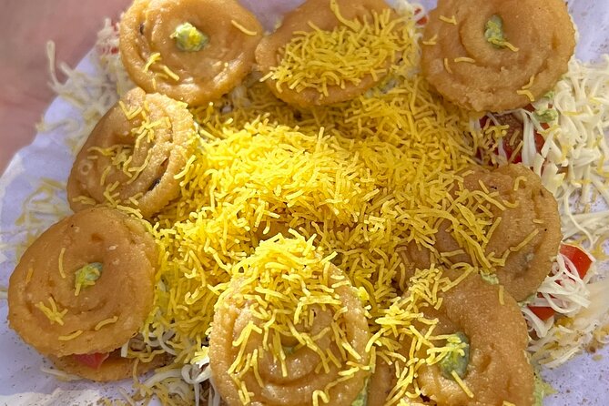Delicious Food Trail: Explore Sowcarpet Market's Culinary Delight - Entering Sowcarpet at 4 p.m.