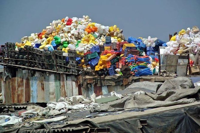 Dharavi Slum Tour in Mumbai - Meeting at Mahim Railway Station