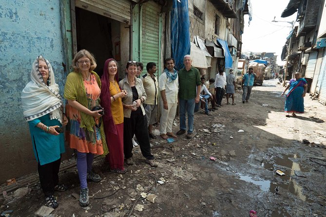 Dharavi slum tour in Mumbai by Female tour guides of the slum - Key points to know before booking