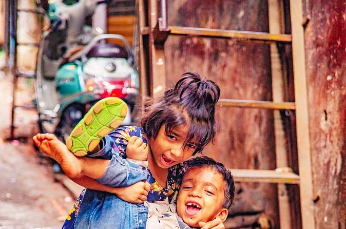 Dharavi Slum Walking Tour: Daily Life in Asia's Largest Slum - What the $5.59 price really buys